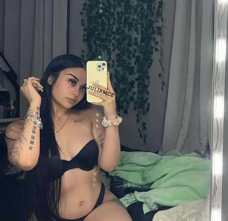 Leak & nude 1 — Juliamce
