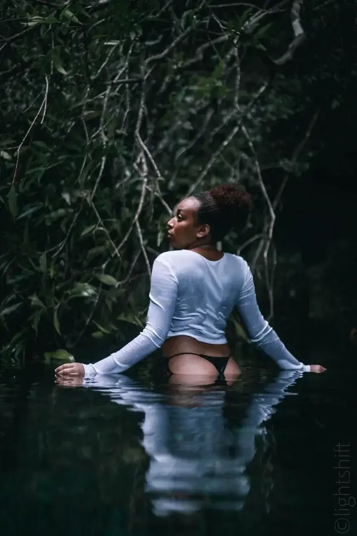 Leak & nude 3 — Light_shift_