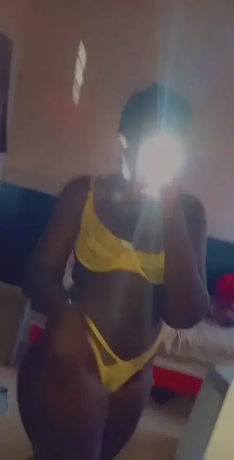 Leak & nude 1 — Mmadame