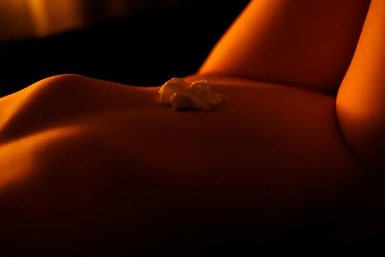 Leak & nude 4 — Koopalina