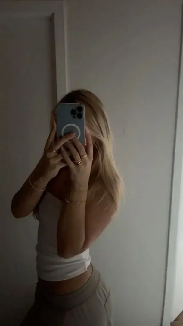 Leak & nude 3 — Eleonorefy