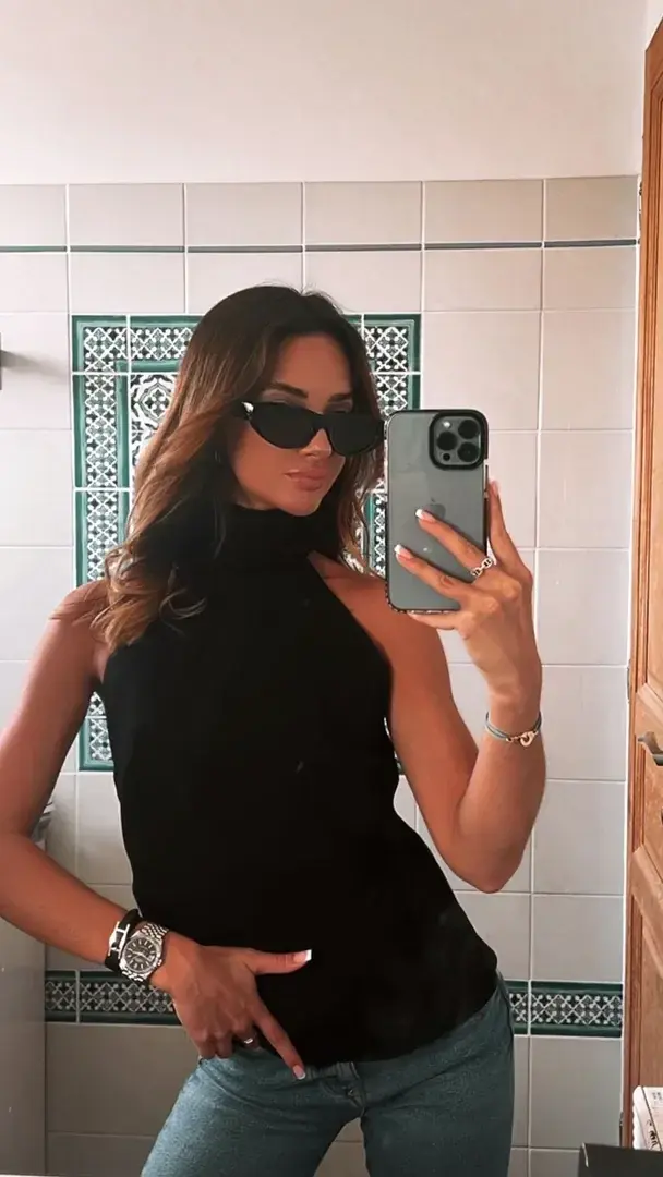 ABO GRATUIT A VIE tu as juste à cliquer sur t'abonner ♥️ Viens papoter si tu es dispo, tu vas pas le regretter... 🥰