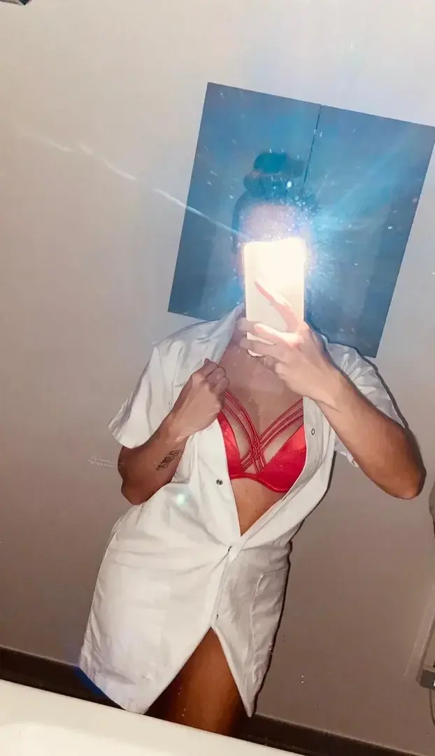 Leak & nude 9 — Ly-ly