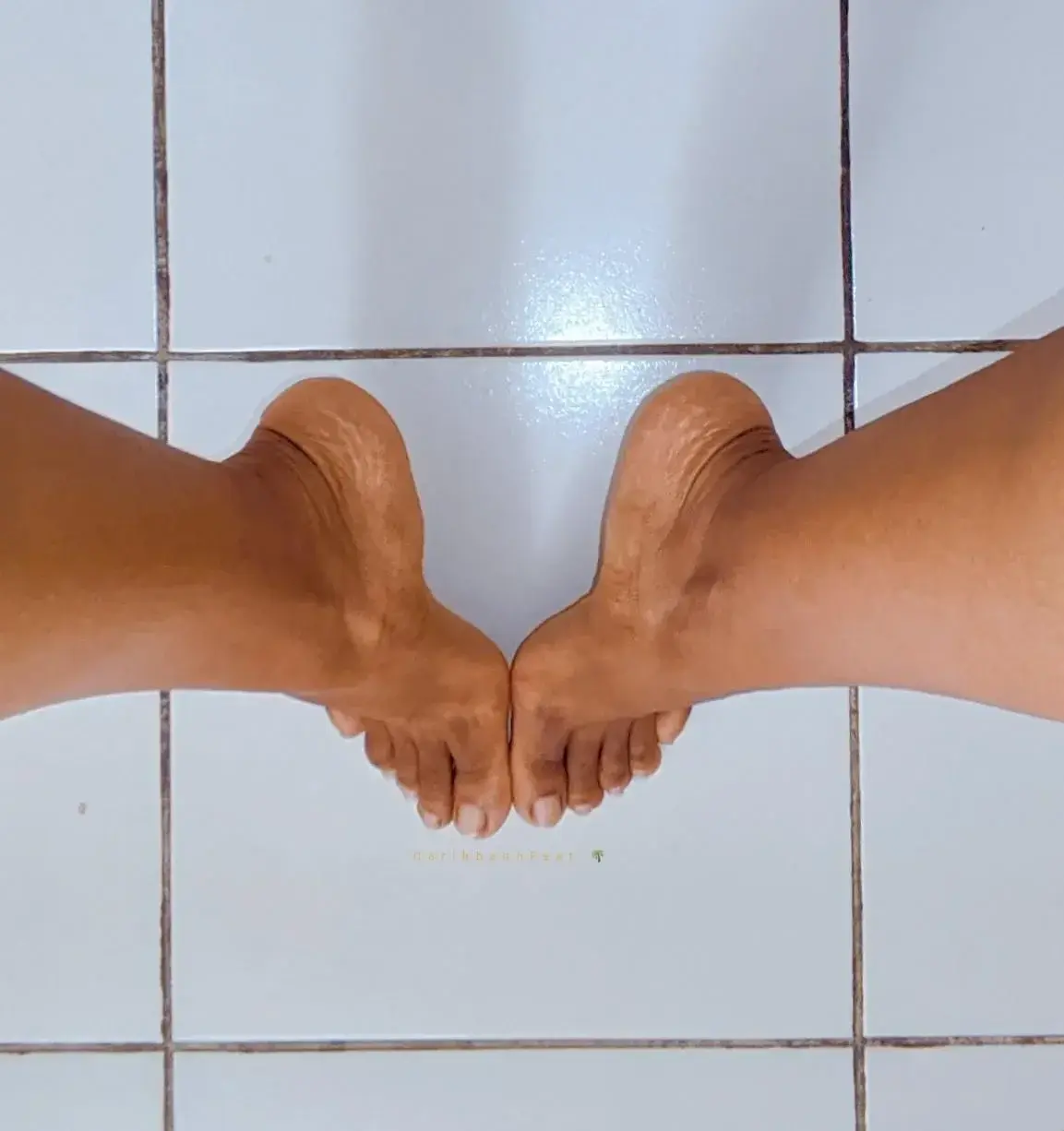 Leak & nude 2 — Caribbeanfeet97