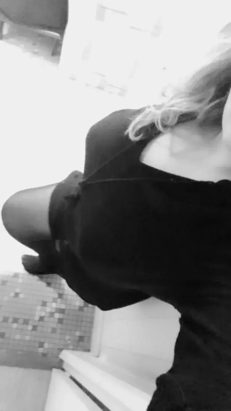 Leak & nude 1 — Coquinendentelle