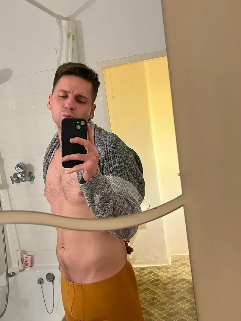 Leak & nude 2 — William_scotch
