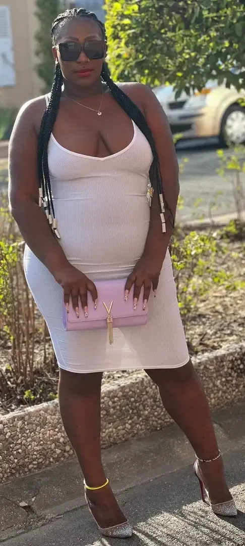 Leak & nude 1 — Lareineapoutchou