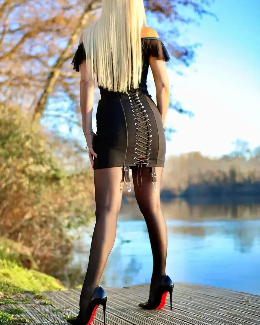 Leak & nude 1 — Maitresse-mylene