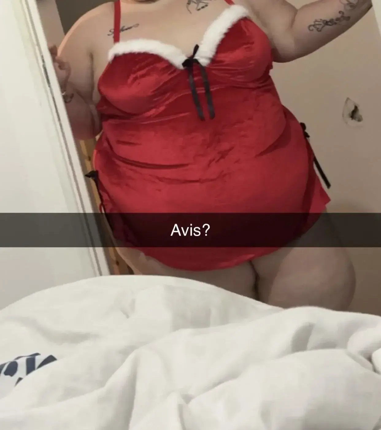 Leak & nude MYM — Femmeronde_anonyme : « Tic tac sa arrivé vous êtes prêt si vous voulez rien rater faut venir s’abonner mes loulous ! 🎄❤️💋🔞🤤 » (MYM)