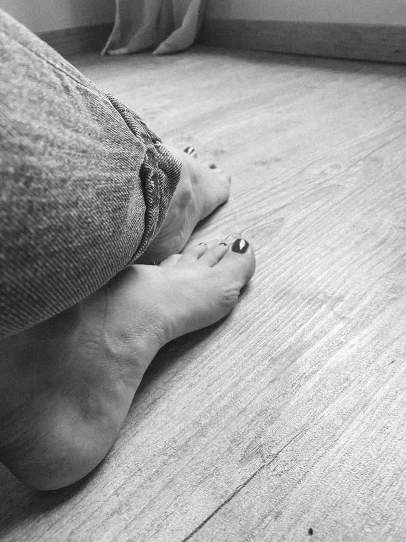 Leak & nude 5 — sacha_prettyfeet