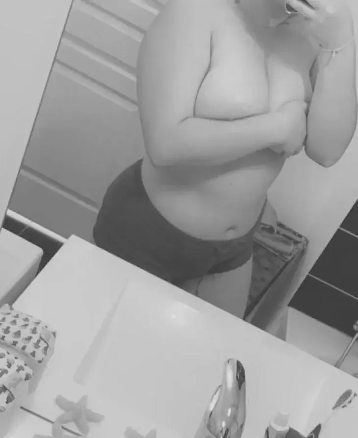 Leak & nude 3 — Rosenewgirl