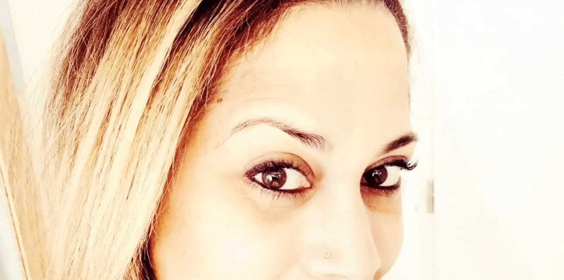 Photo de couverture de Angie_devyle