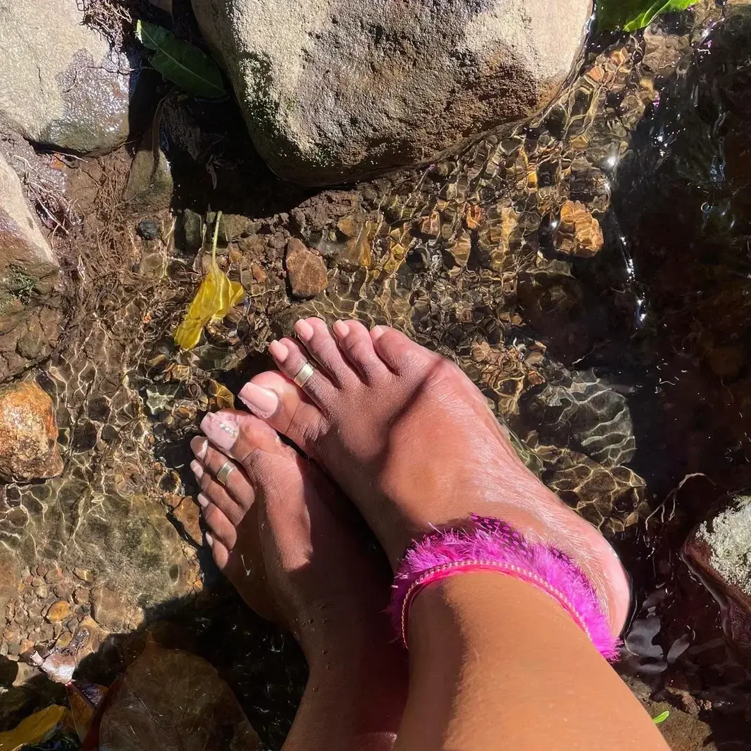 Leak & nude 9 — Pocahontas_piedestale