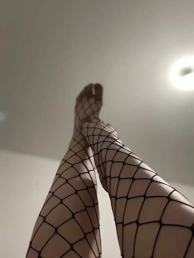 Leak & nude 3 — Versatty