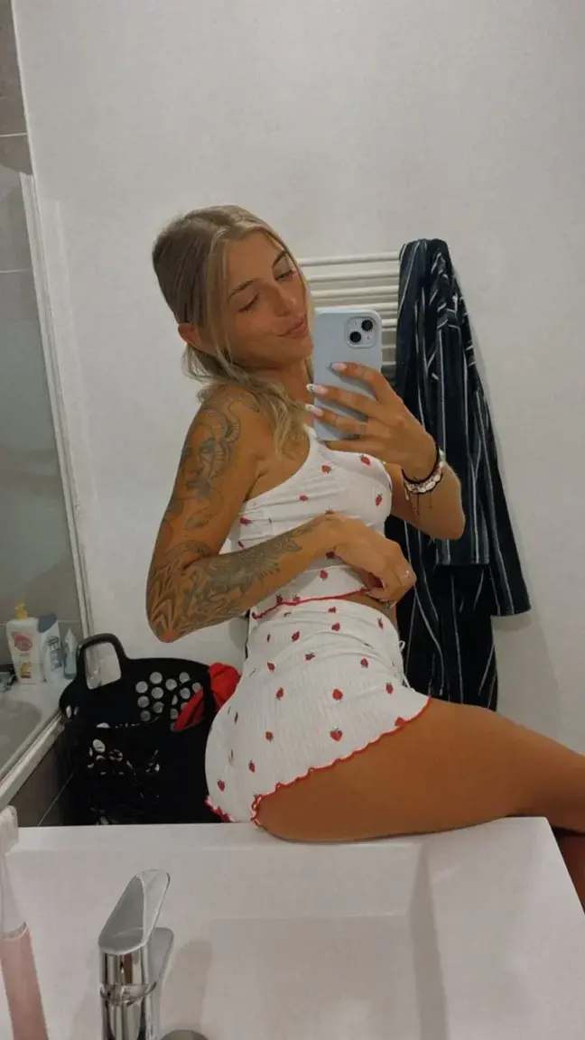 Leak & nude MYM — Petitabricot : « MYM à 0.60€ - Code : AVA95 » (MYM)