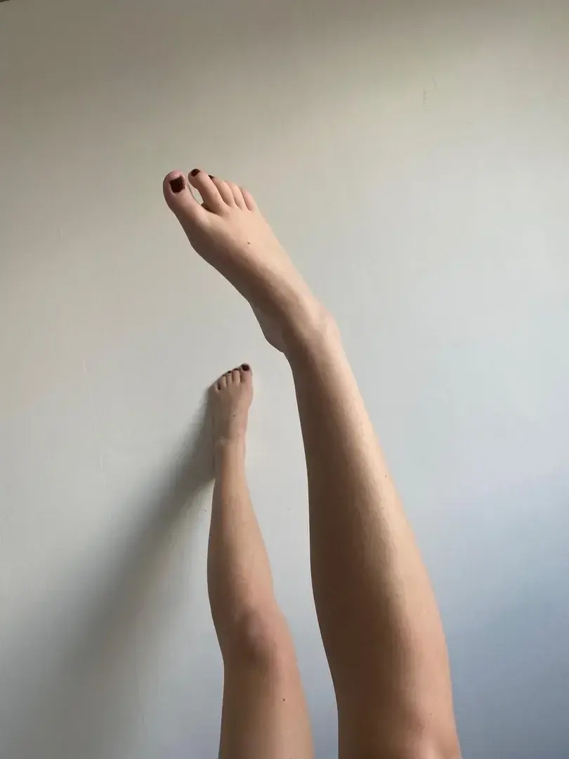 Leak & nude 1 — Thefeetroom