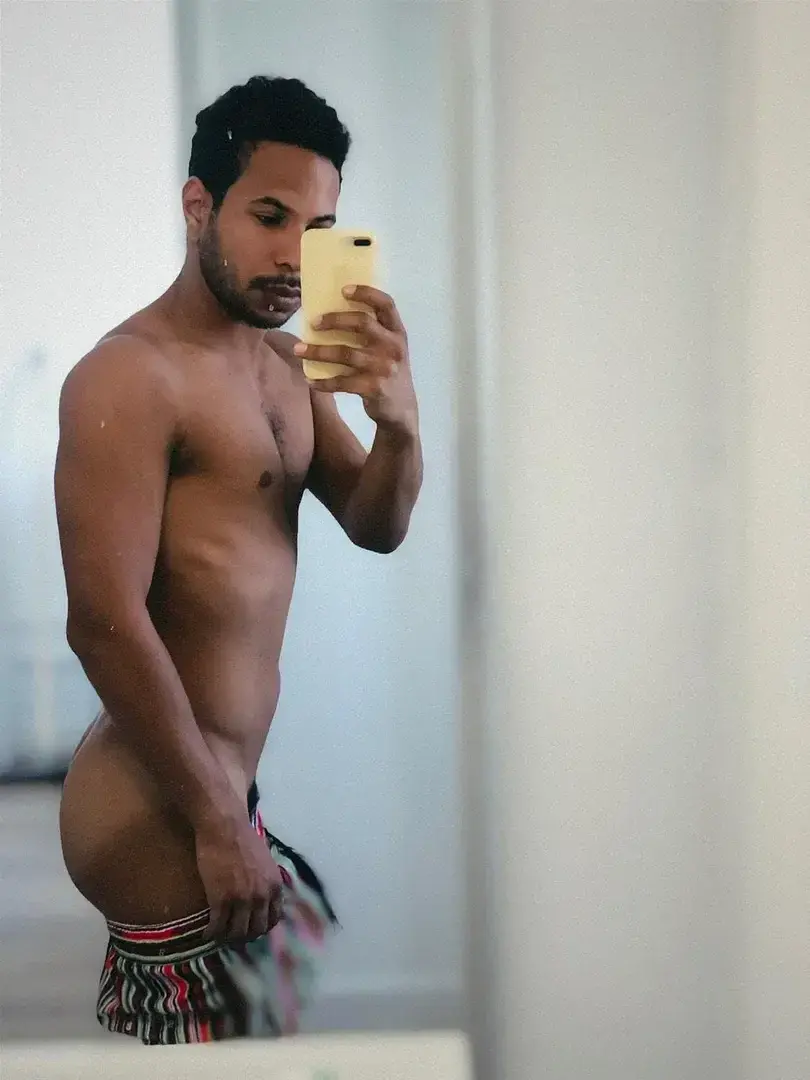 Leak & nude 1 — Hotcreolepapi
