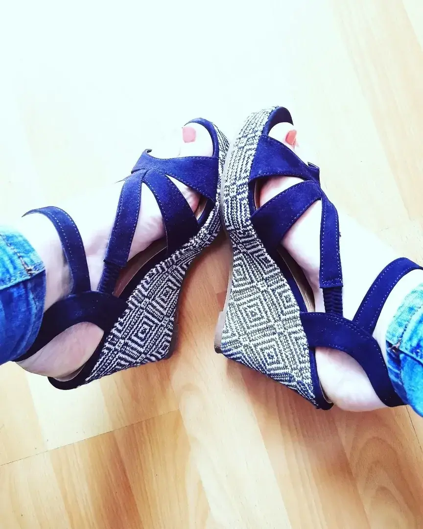 Leak & nude 3 — Pieds-thya-feet