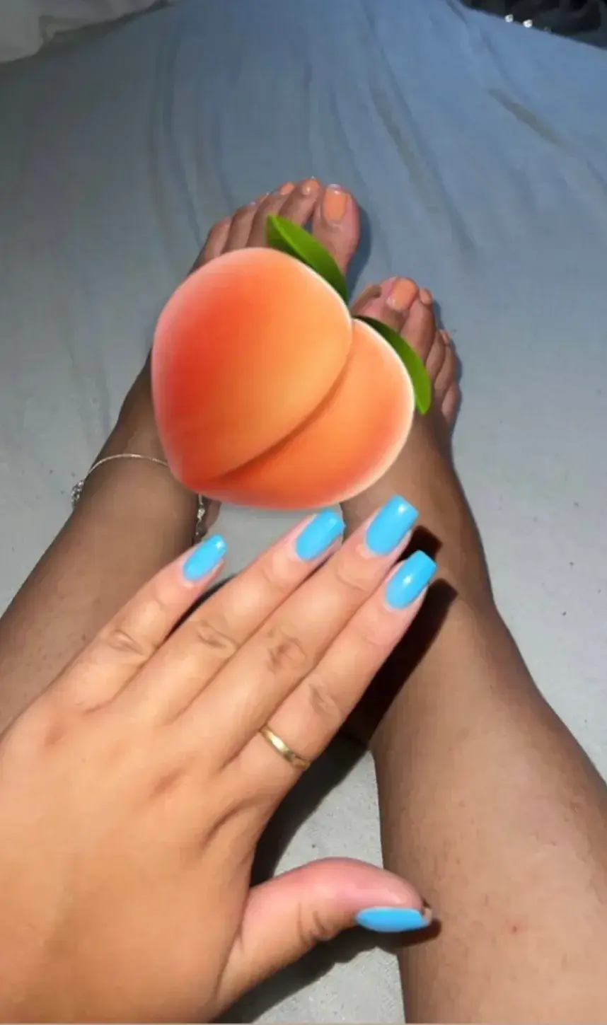Leak & nude 2 — Shannafeets21