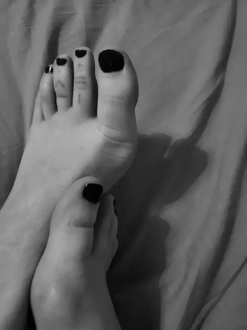 Leak & nude 3 — Feetlicious