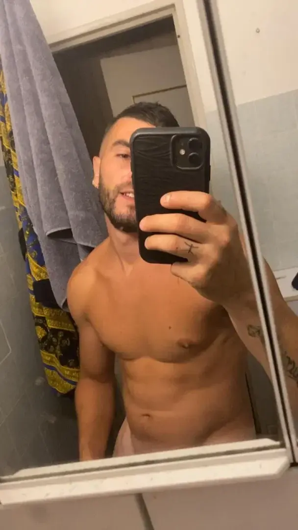 Leak & nude 1 — Alx09