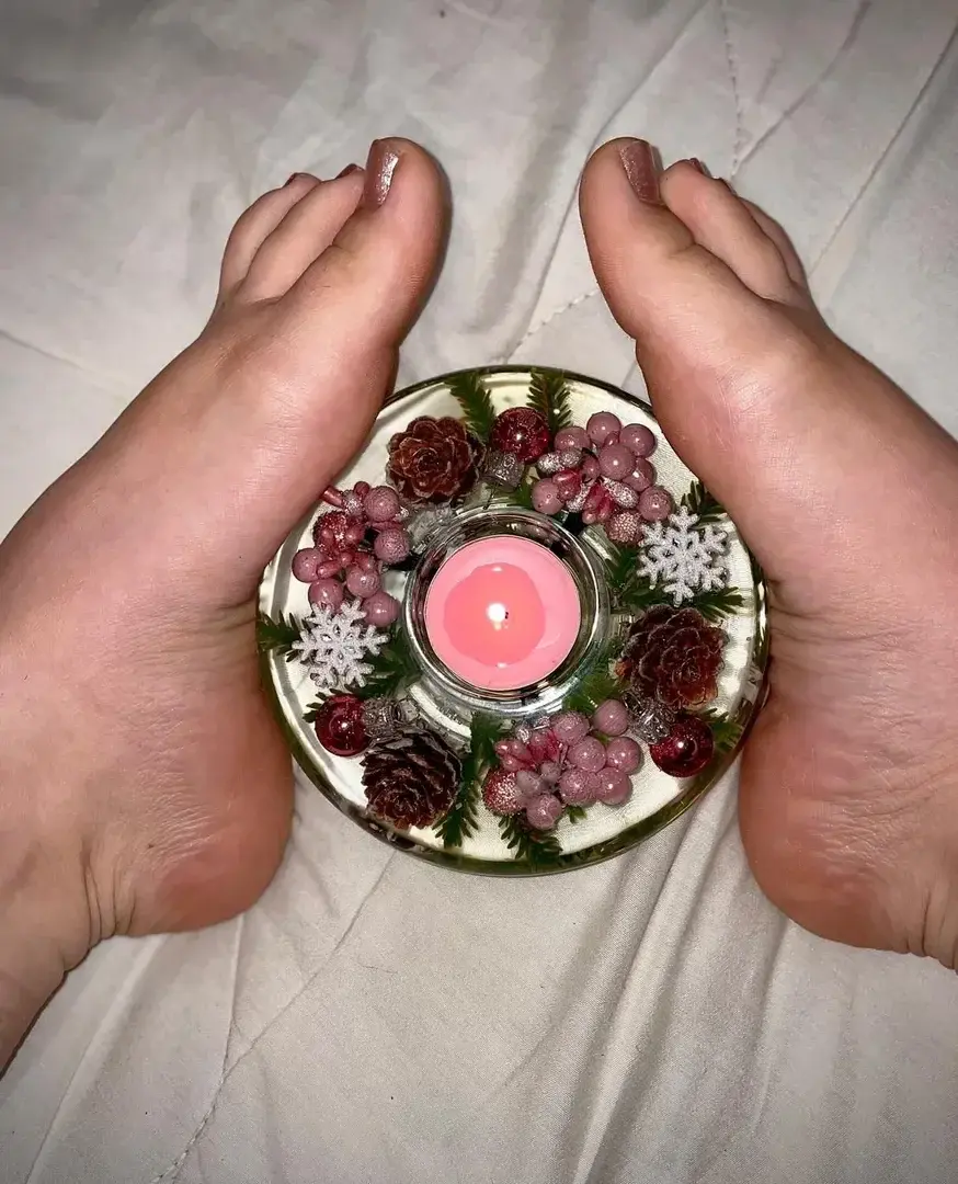 Leak & nude 1 — pied_ornella