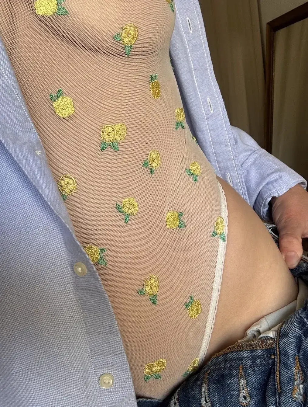 Lafilledu_train - Photo exclusive MYM 3 | French Modèles