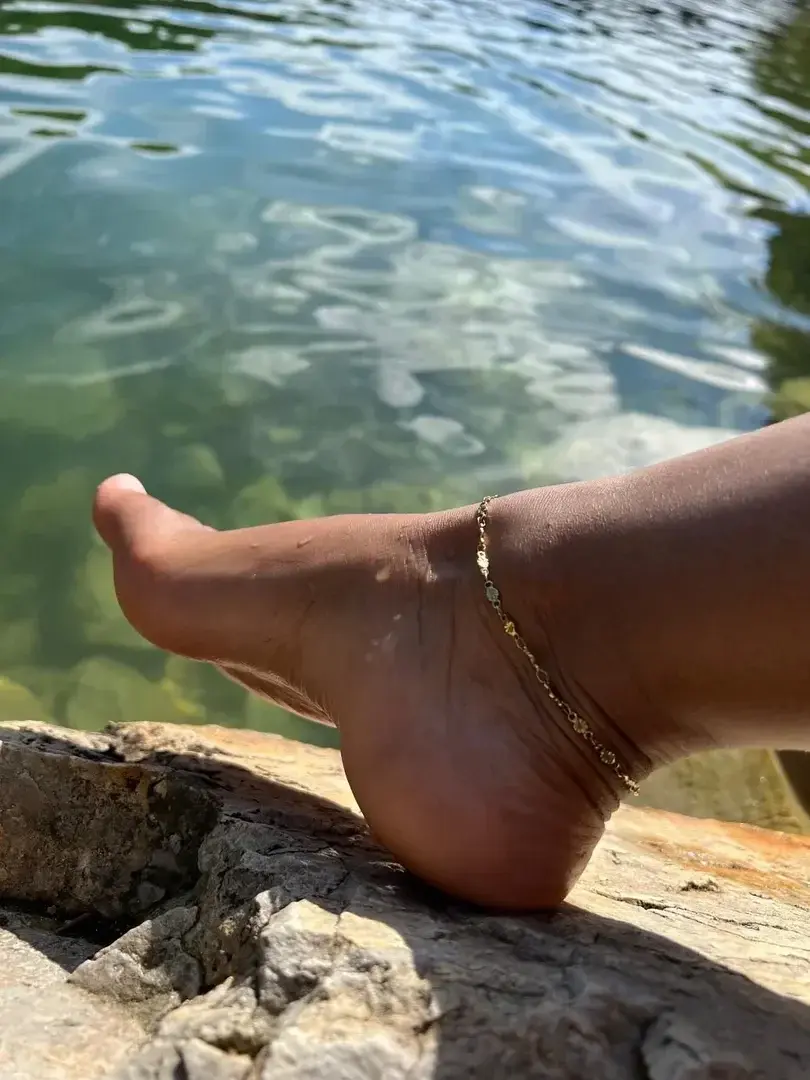 Leak & nude 1 — Footlov_