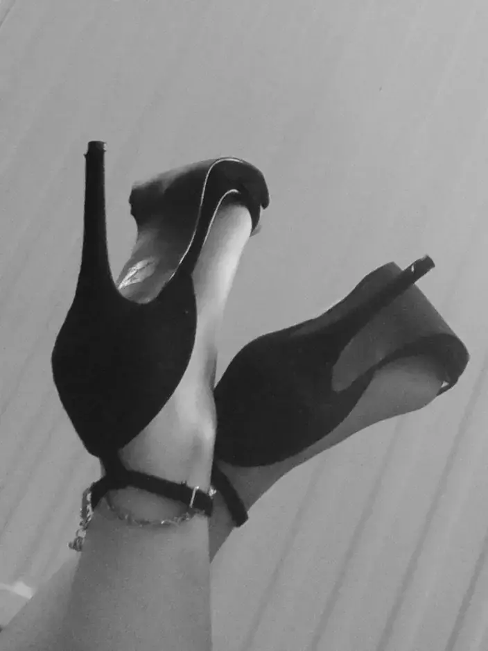 Leak & nude 1 — Wildfoot