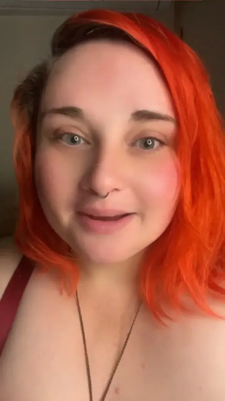 Leak & nude 1 — bustyskybaby