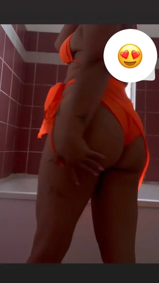 Média de Laaraa_974_