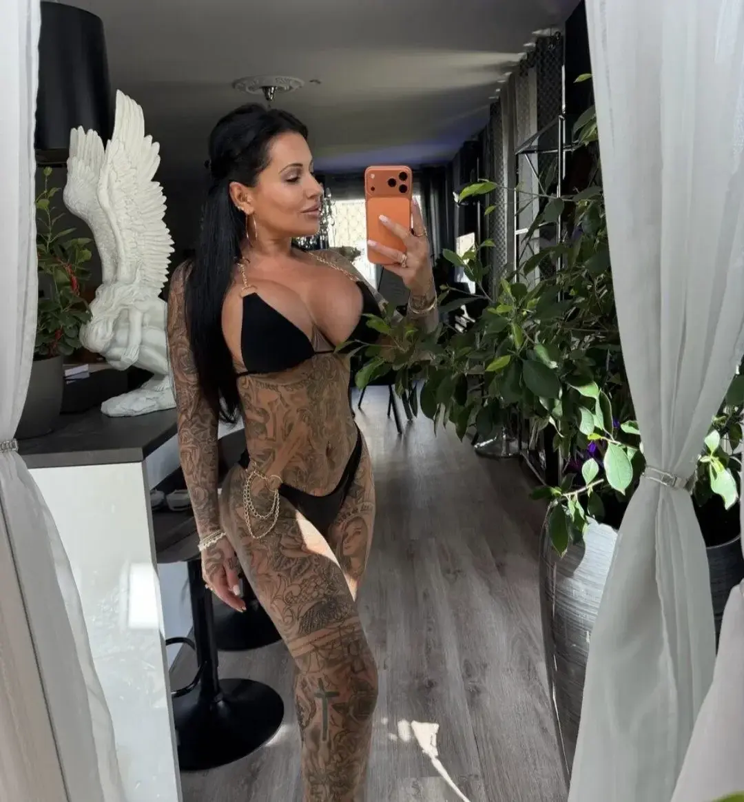Leak & nude 7 — Followjuliajasmin