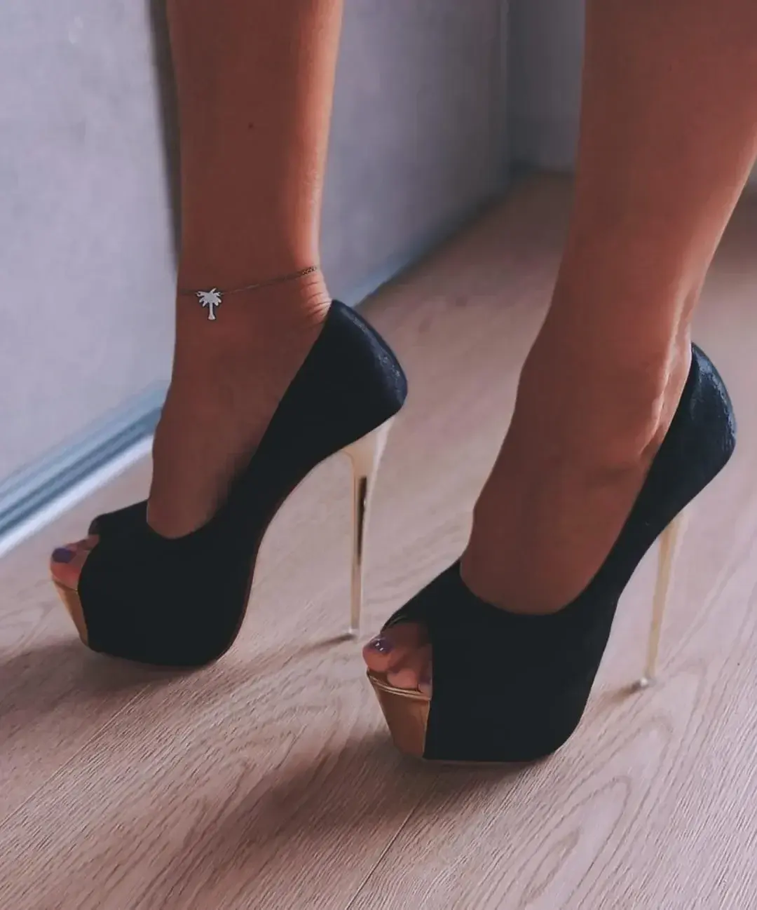 Leak & nude 18 — J-feetandheels