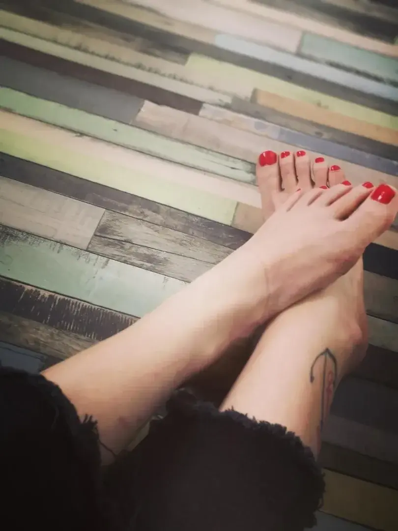 Leak & nude 1 — Softnessoffeet