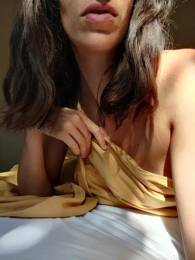 Leak & nude 1 — Mozzarella