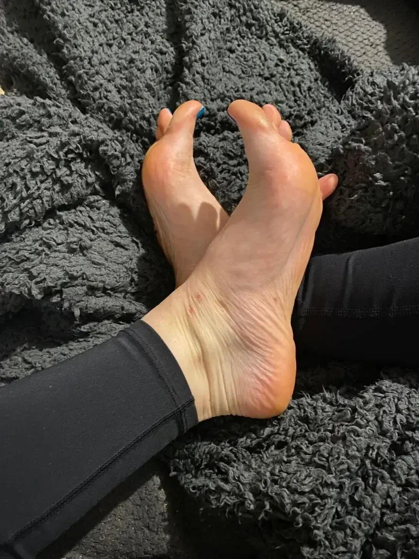 Leak & nude 3 — Lola_fit_foot