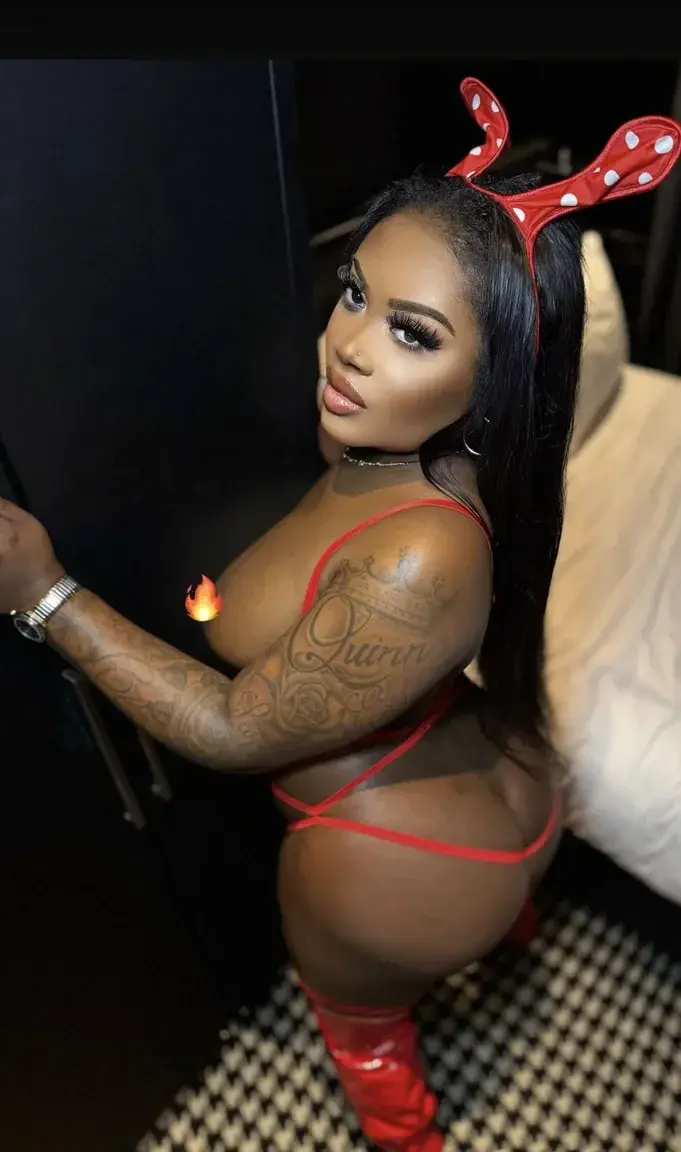 Leak & nude 19 — Quinn1