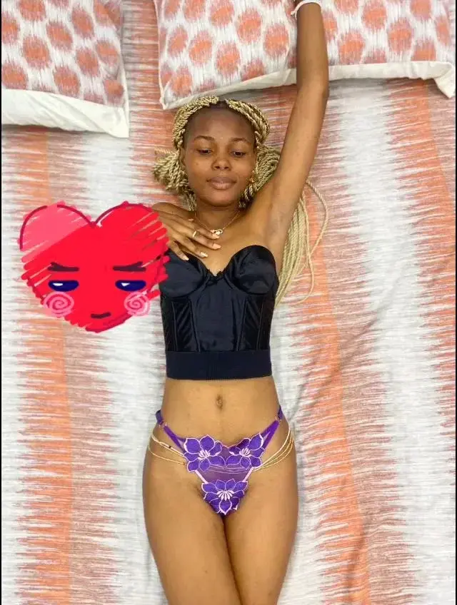 Leak & nude 3 — Berenice29ce