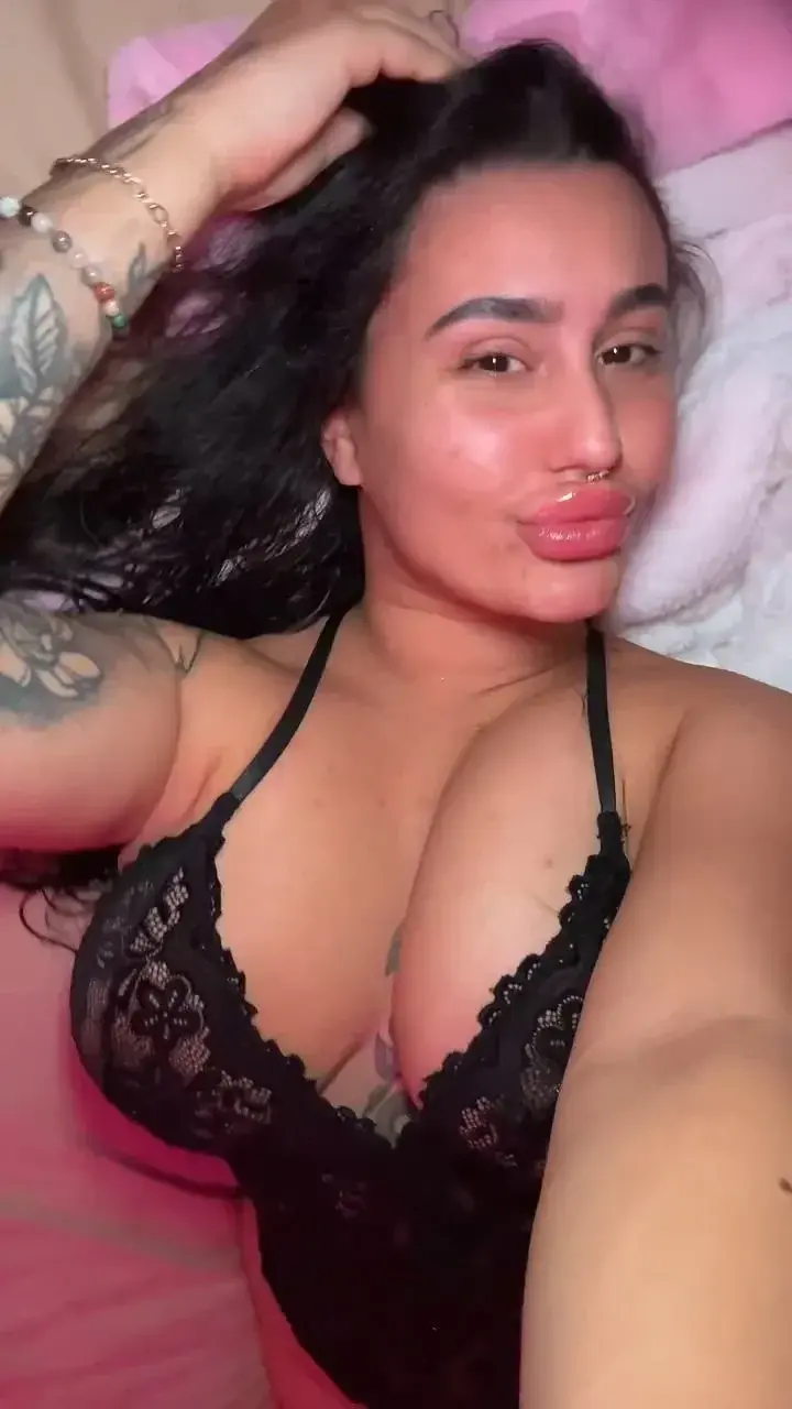 Leak public de Barbiejoy — « description de la photo » (nude) sur MYM