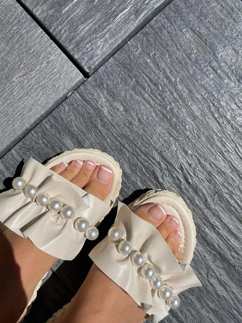 Leak & nude 1 — Feetgame