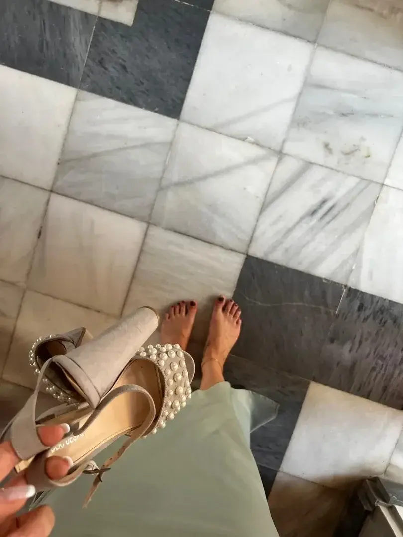 Leak & nude 2 — Melafeetforyou