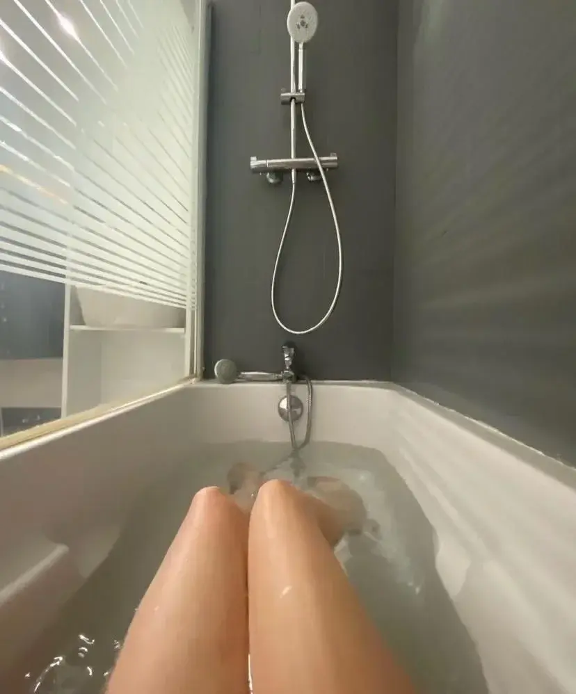 Leak & nude 2 — Lyzette