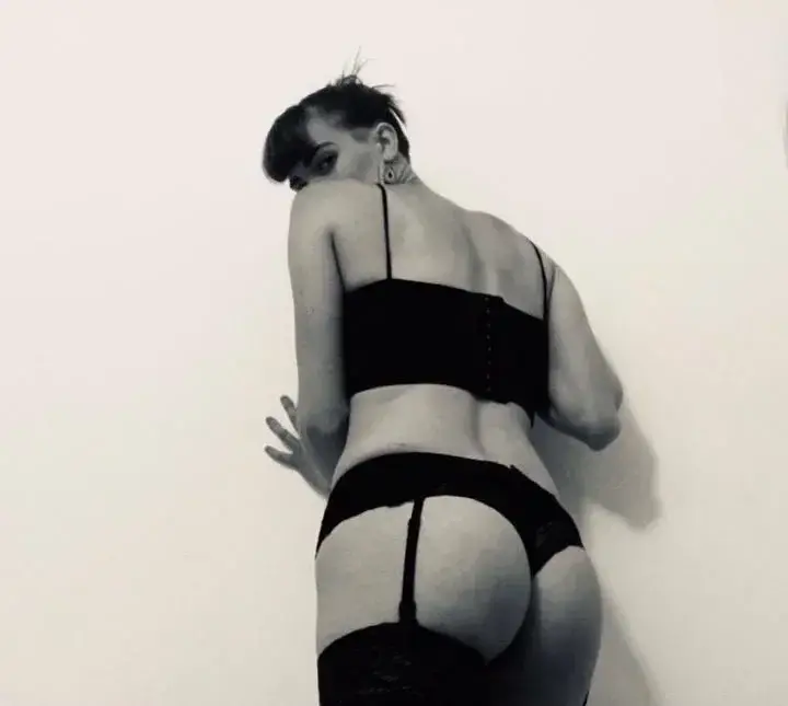 Leak & nude 1 — _alison7