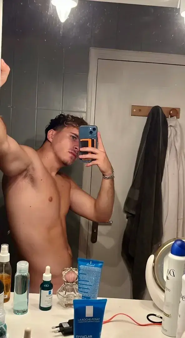 Leak & nude 1 — _billi_