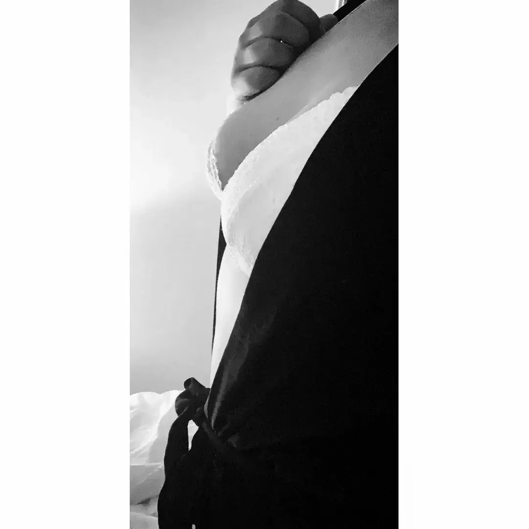 Leak & nude 3 — Whitea