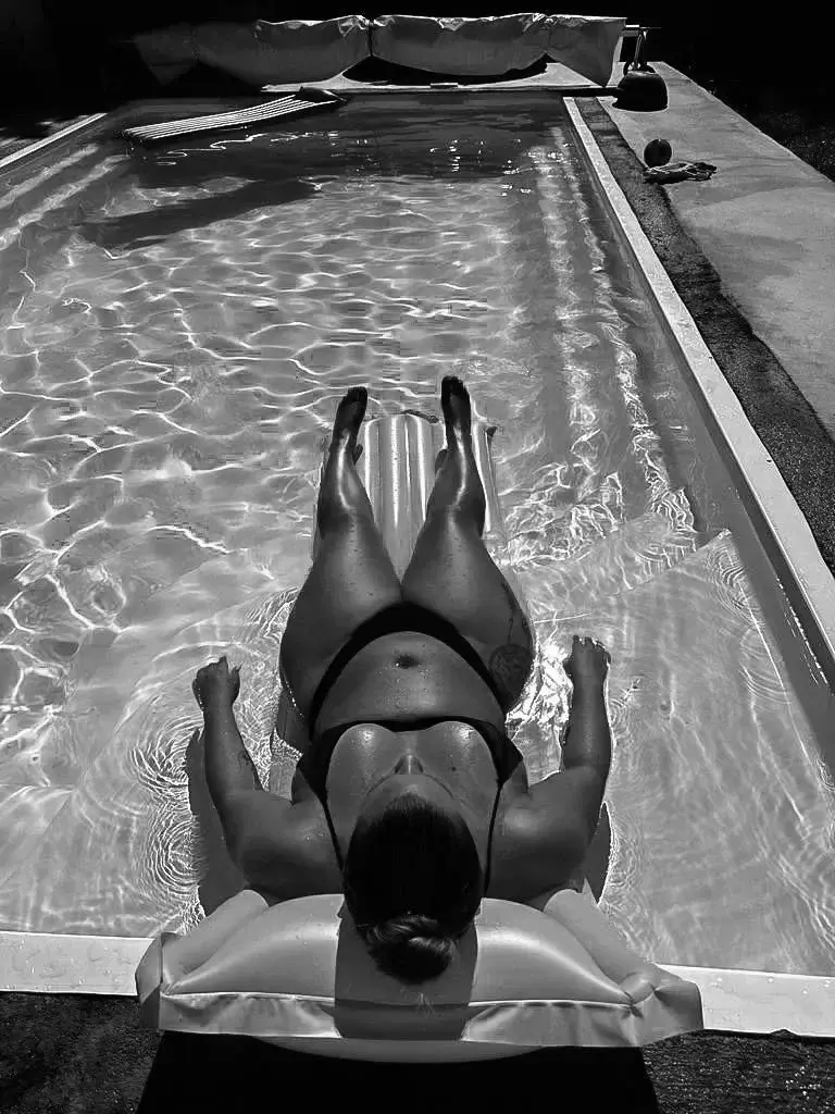 Leak & nude 4 — La_femme_de_lombre