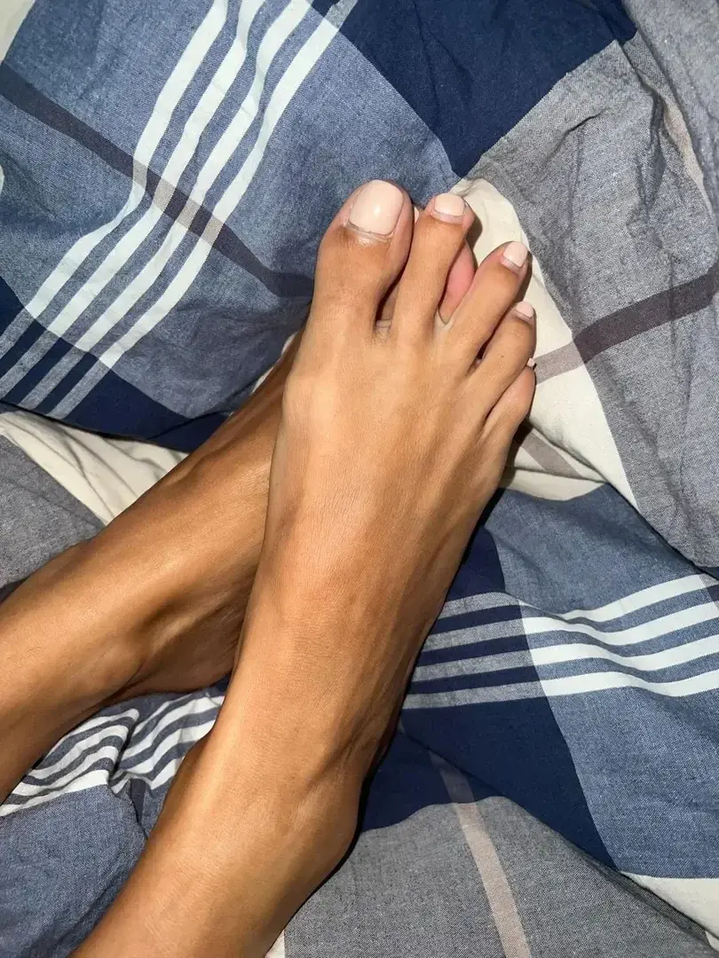 Leak & nude 6 — Cuuteslimfeet