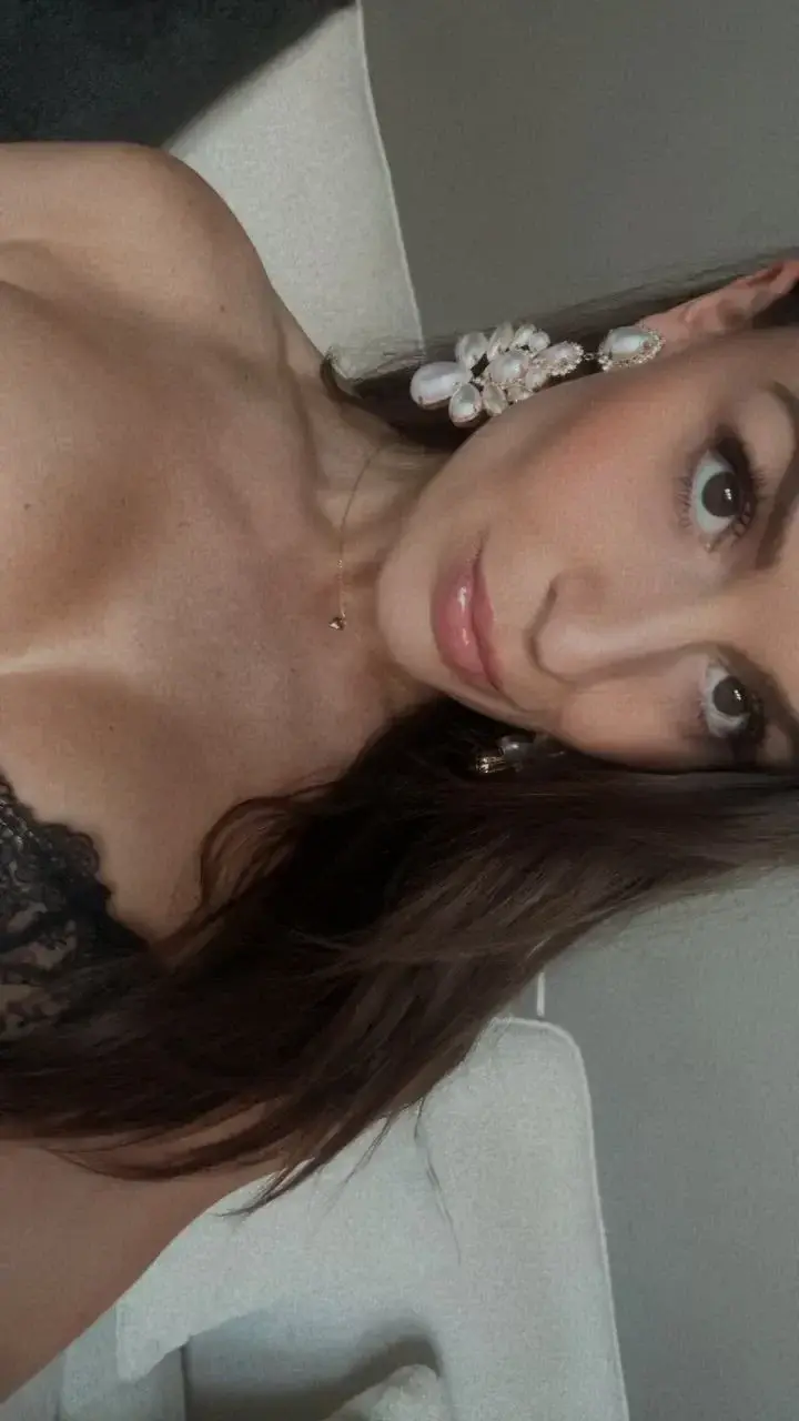 Leak public de Anna_divina10 — « description de la photo » (nude) sur MYM