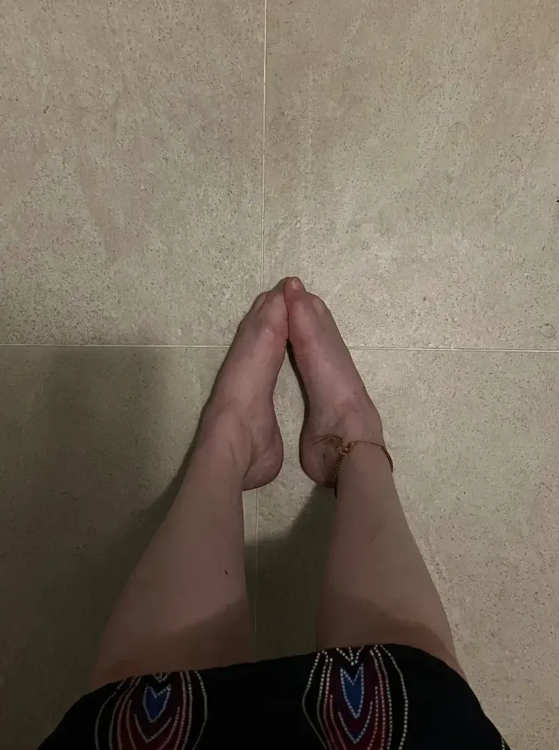 Leak & nude 3 — Feetichistah