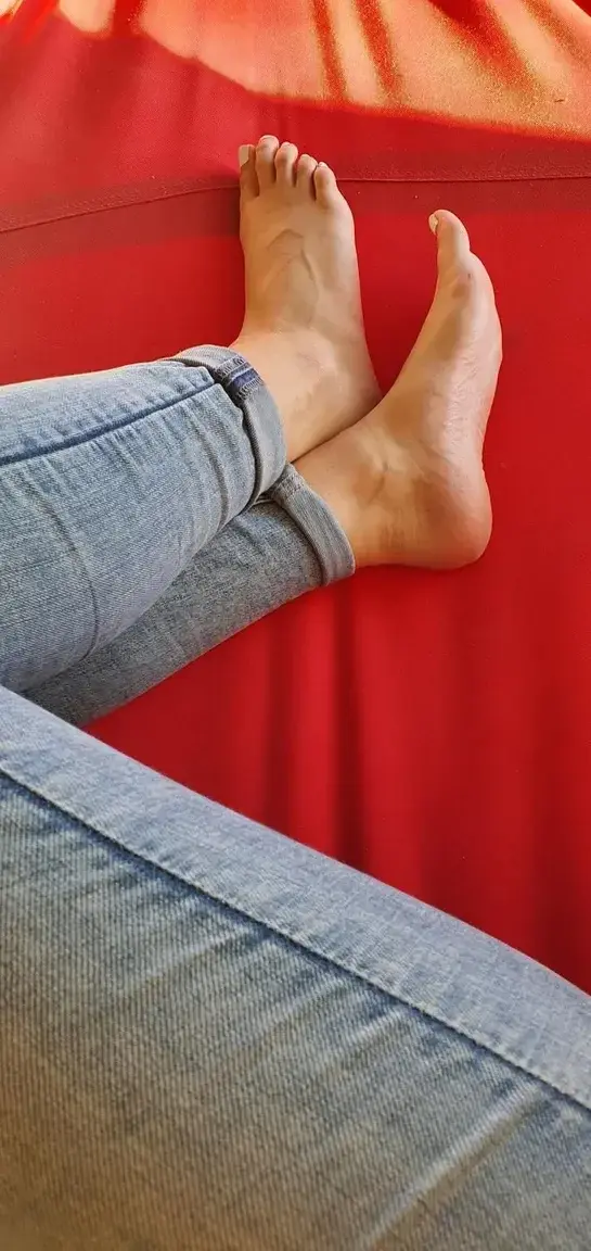 Leak & nude 3 — Feetsudiste